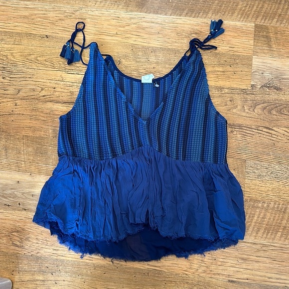 Akemi + Kin Ruffle Pattern Mixed Media  Spaghetti Strap Sheer Summer Top A36 - Picture 1 of 4